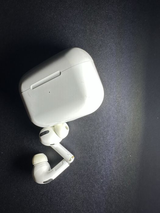 AirPods Pro (1 покоління)