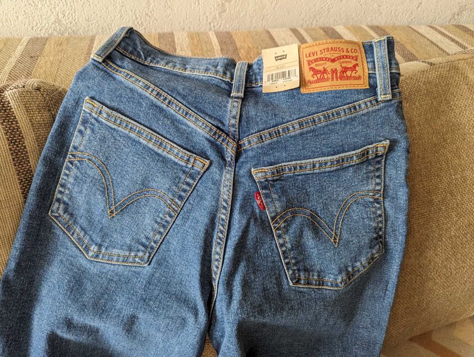 Жіночі джинси Levis Ribcage Ankle Jeans женские джинсы