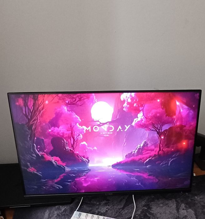 Монітор для комп'ютера QUBE