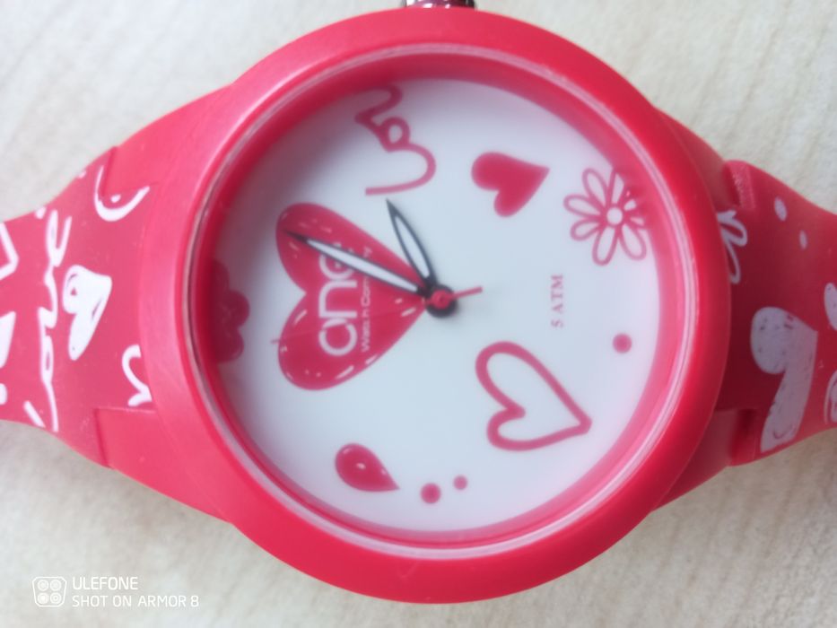 Relógio One vermelho