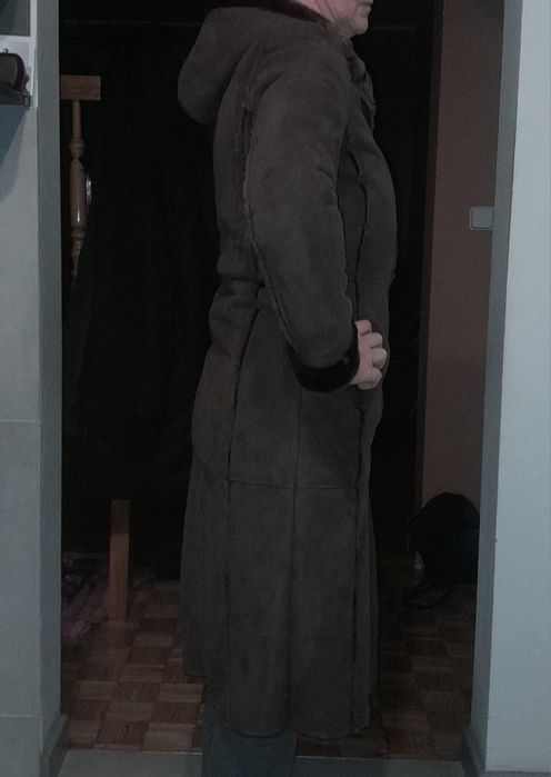 Kożuszek z kapturem rozm.36