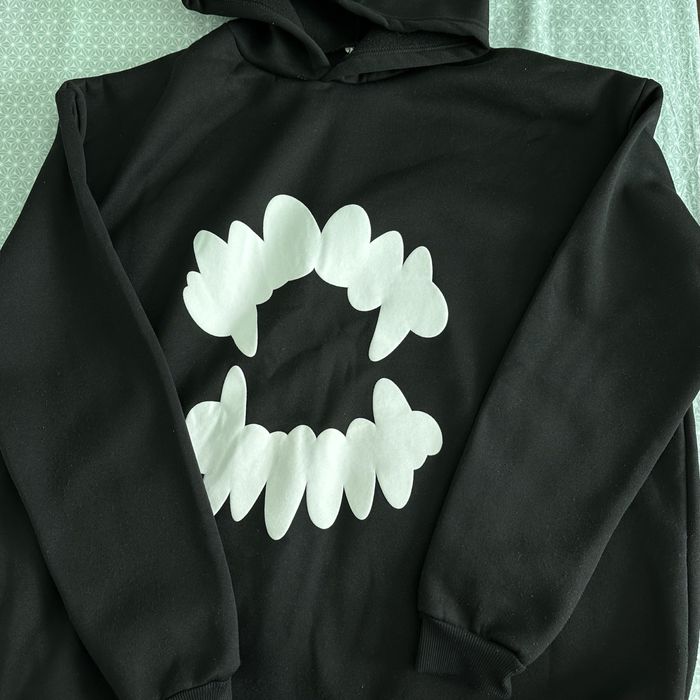 y2k sk8 affliction tapout mma elite ecko unltd sweater