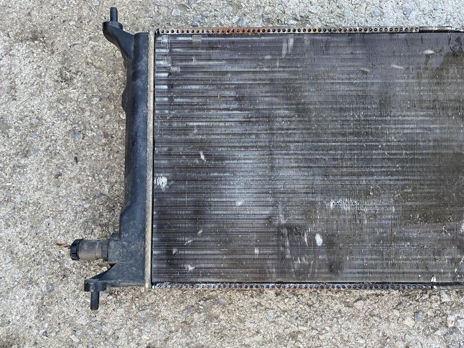 Opel Astra f 1 chlodnica wody plynu