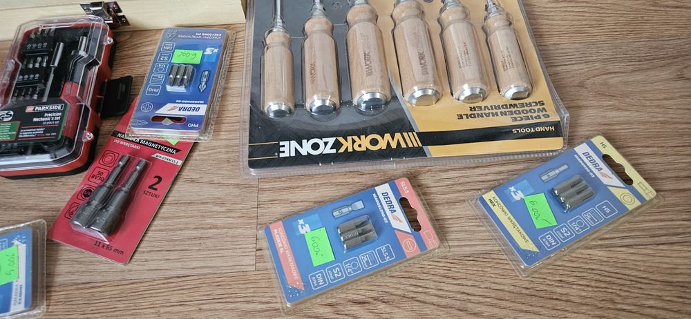 Zestaw nowych Narzędzi dla majsterkowicza pakiet mix