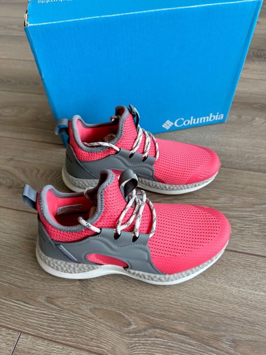 Нові оригінальні кросівки Columbia