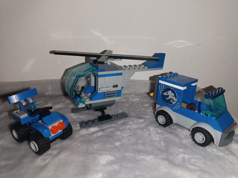 Lego Китай набор динозаврів,парк юрського періоду,база,машинки