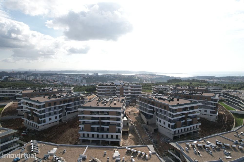 Apartamento T5 | Serra De Carnaxide