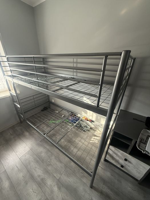 Łożko piętrowe metalowe tanio