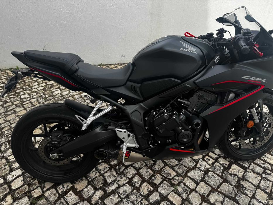 Honda CBR650R E-Clutch 2024 | Akrapovič Titanium | 16.300 km