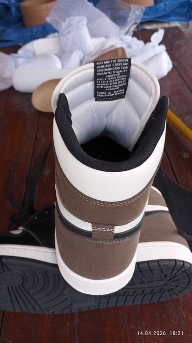 Jordan 1 High Dark Mocha AIR JORDAN 1 RETRO HIGH Buty snikersy r 45 29 cm