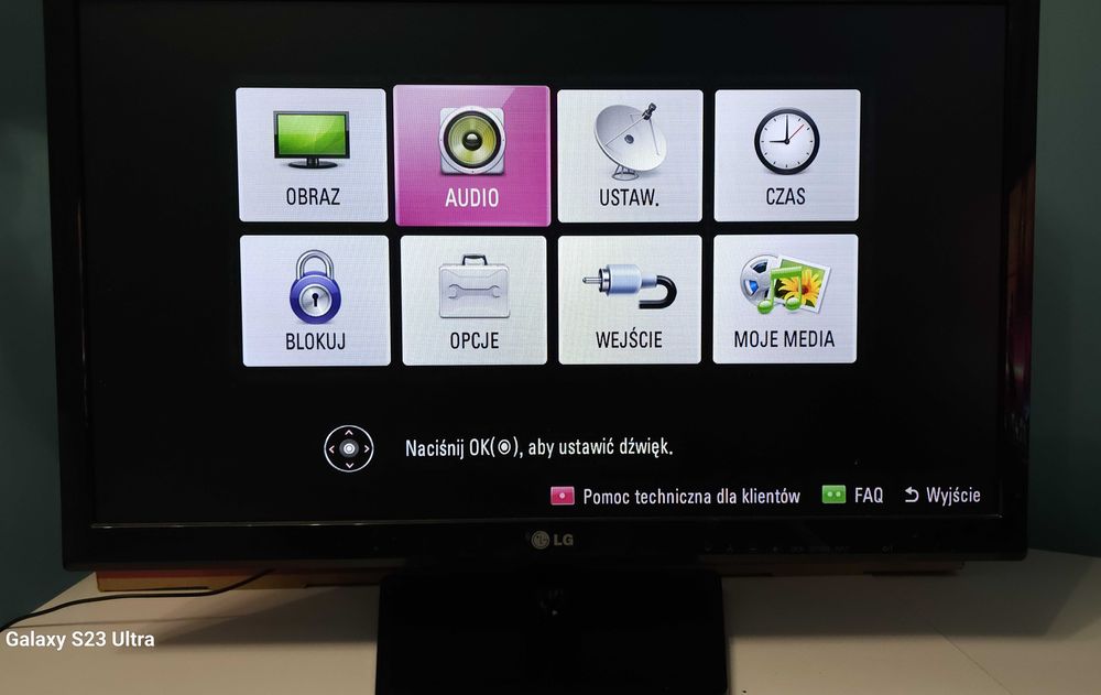 LG M2732D-PZ (2w1 monitor + TV)