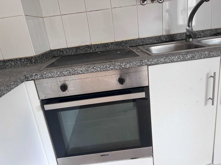 Conjunto Equipamentos de Cozinha – Beko / Hotpoint-Ariston / Zeus