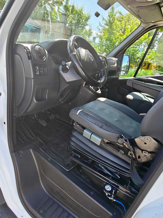Renault master 2019r. plandeka twincab z windą