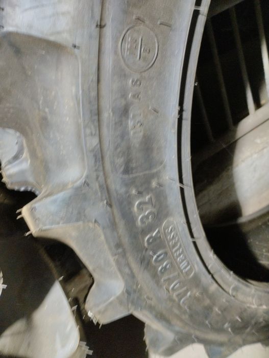 Koła wąskie 270/80r32 300/95r42 New Holland 150cm T5060 90 TL100 T5050