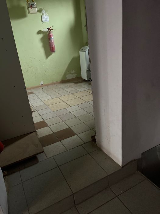 Продам комерційне приміщення