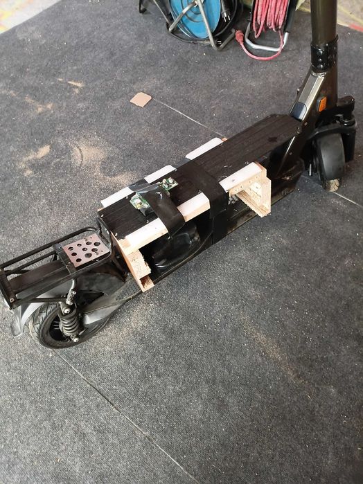 Trotinete cityblitz  potente com duas batarias  36v defeito eletrico mas simples  de selecionar autonomia 80km