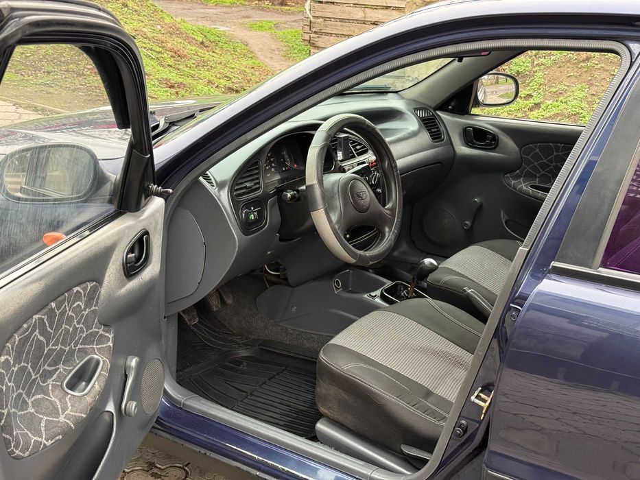 Продам DAEWOO ЗАЗ- LANOS 2003р 1.3 газ-бенз 4-пок