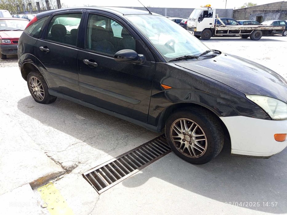 Para peças Ford Focus 1.4 ano 2000