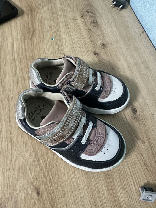 Кпосівки  Clarks