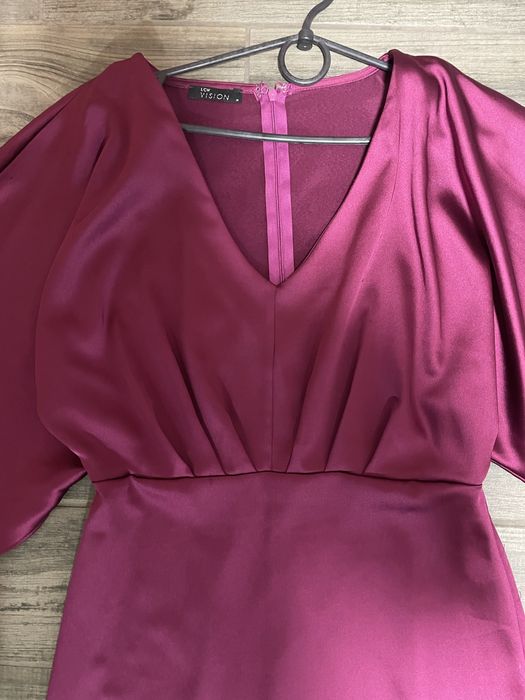 Сукня з неймовірними рукавами