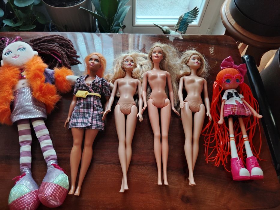Lalki Barbie i inne
