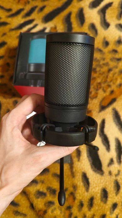 Ігровий мікрофон FIFINE AmpliGame A2 з RGB-підсвічуванням і штативом