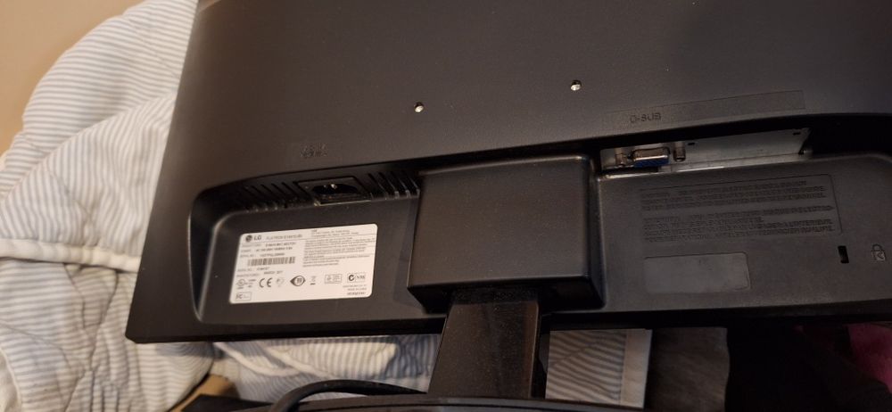 Monitor LG flatron