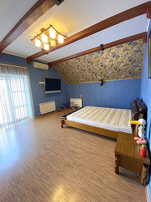 Екс.Терміновий продаж!, 415 м2 коттедж в Полтаві з меблями та