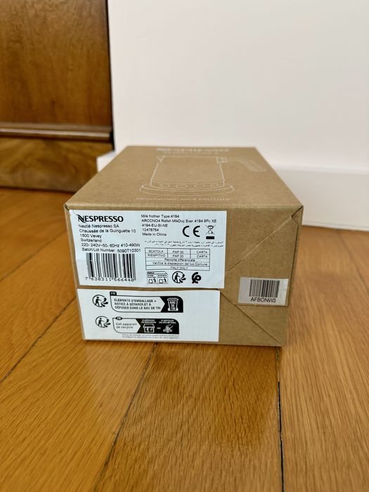 NOVO Nespresso Aeroccino 4 - Batedor de Leite NUNCA USADO (com caixa)