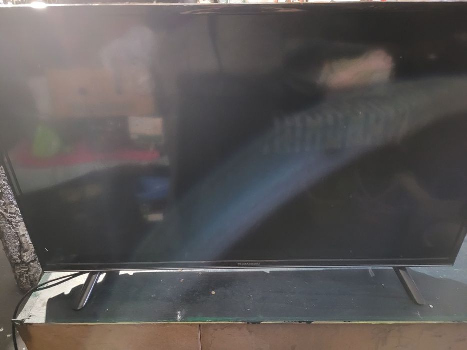 Telewizor THOMSON 40 CALI SMART TV ful hd