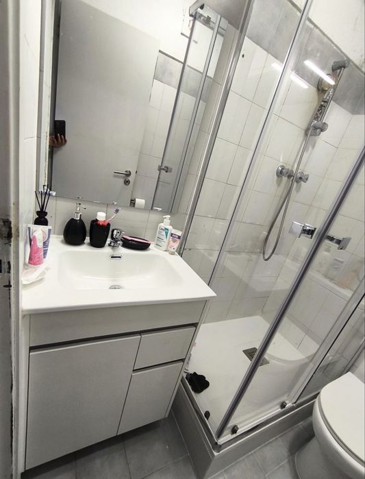 Quarto intividual ou casal em Olivais
