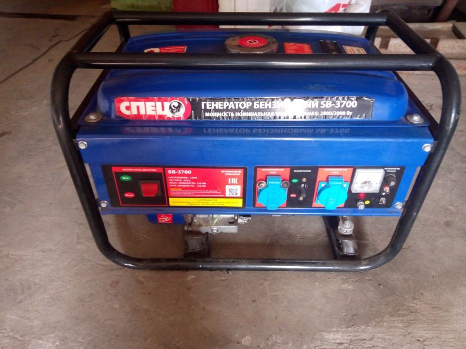 Продам бензогенератор