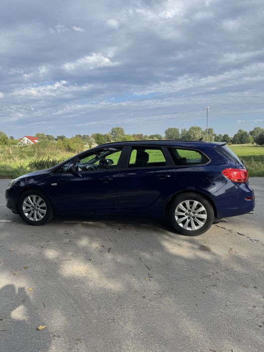 Opel Astra J 2.0CDTI bez wkładu, serwisowany z historią, spalanie 6l