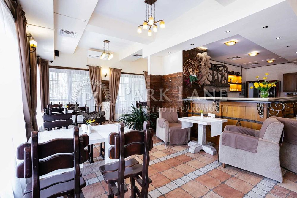 Продаж готельно-ресторанного комплексу "Веселий заєць"Пірново" Київ