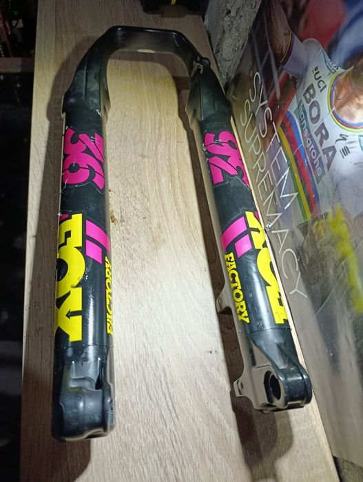 Dolne golenie Fox 36 27,5