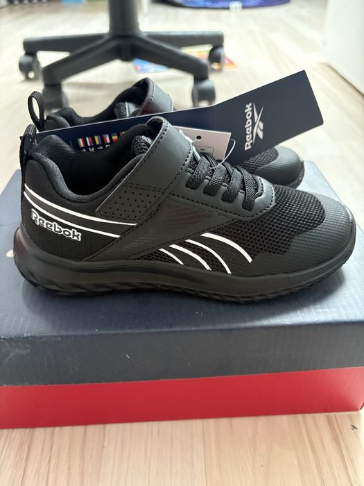 Nowe adidasy Reebok czarne 29