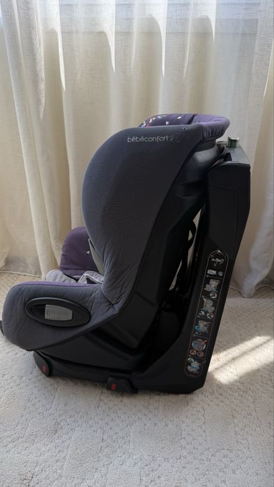 Дитяче автокрісло bebe confort axiss