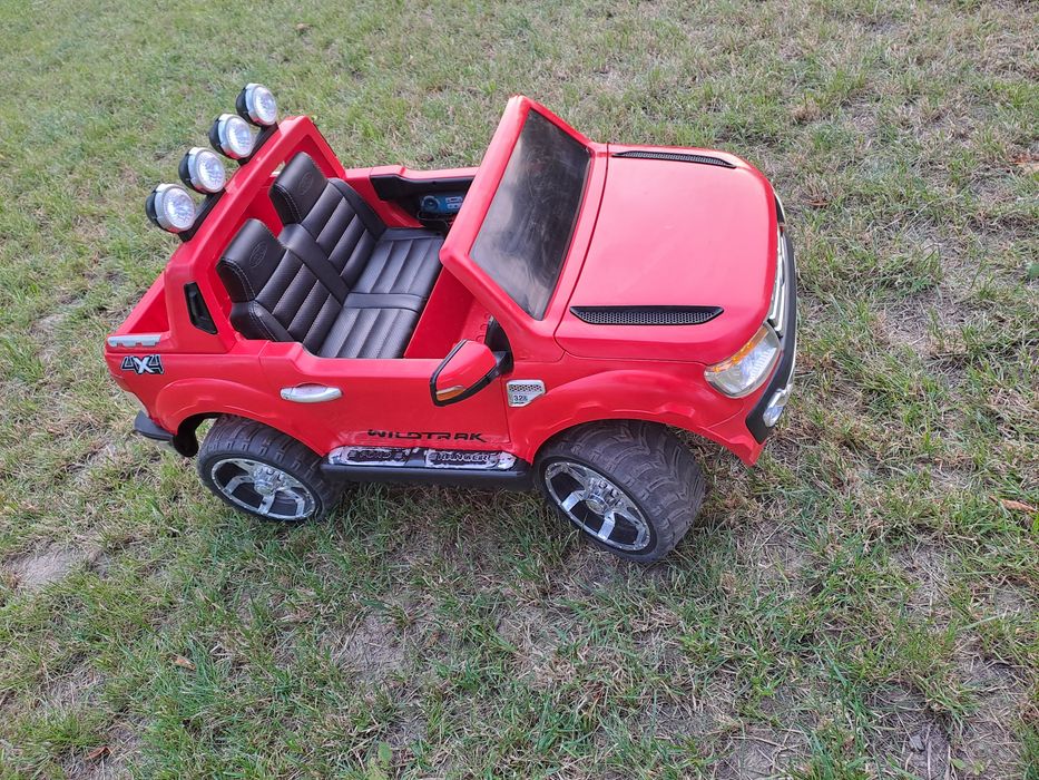 Ford ranger auto na akumulator