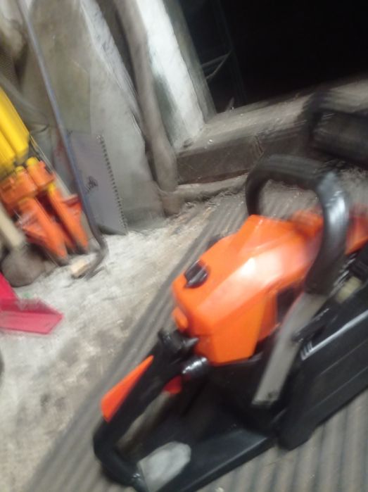 Бензопила Tekhmann csg-1840