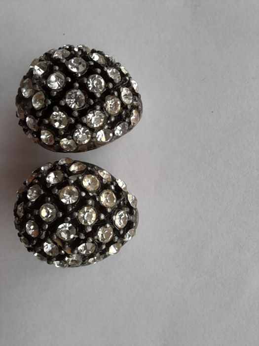 Продам красиві кліпси.