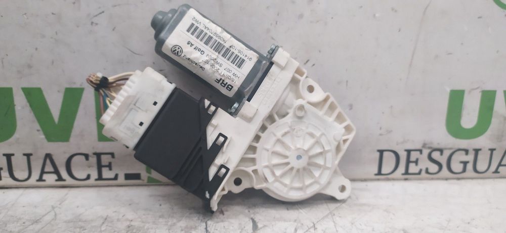 MOTOR ELEVADOR DE VIDRO TRASEIRO DIREITO VOLKSWAGEN GOLF VI 2009 -1K0959704AL
