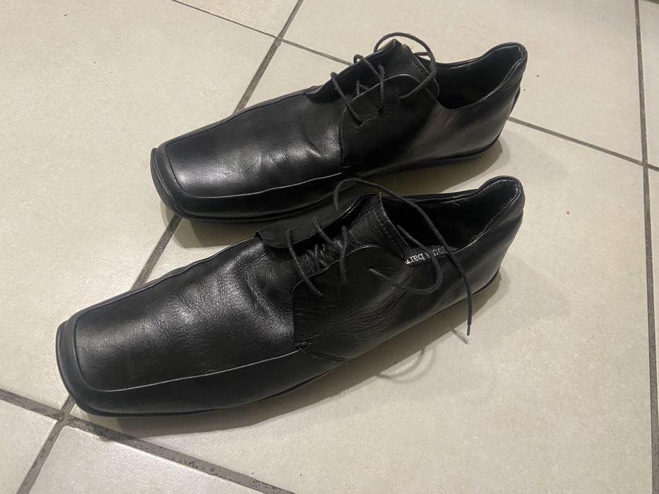 Продам туфли розмір 45 46 на вузьку ногy