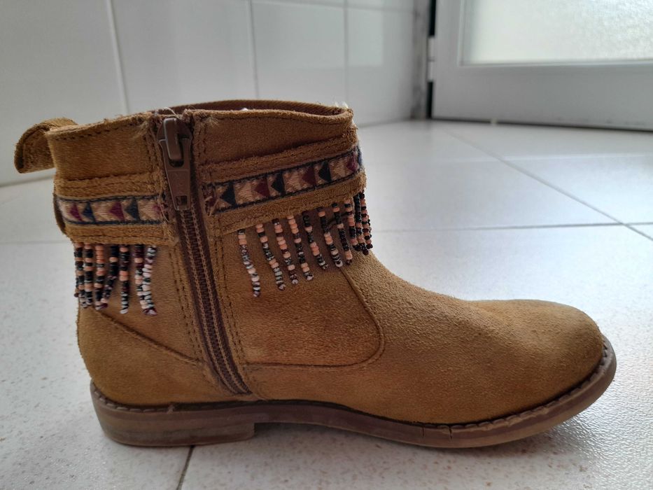 Botim de couro Zara Girls