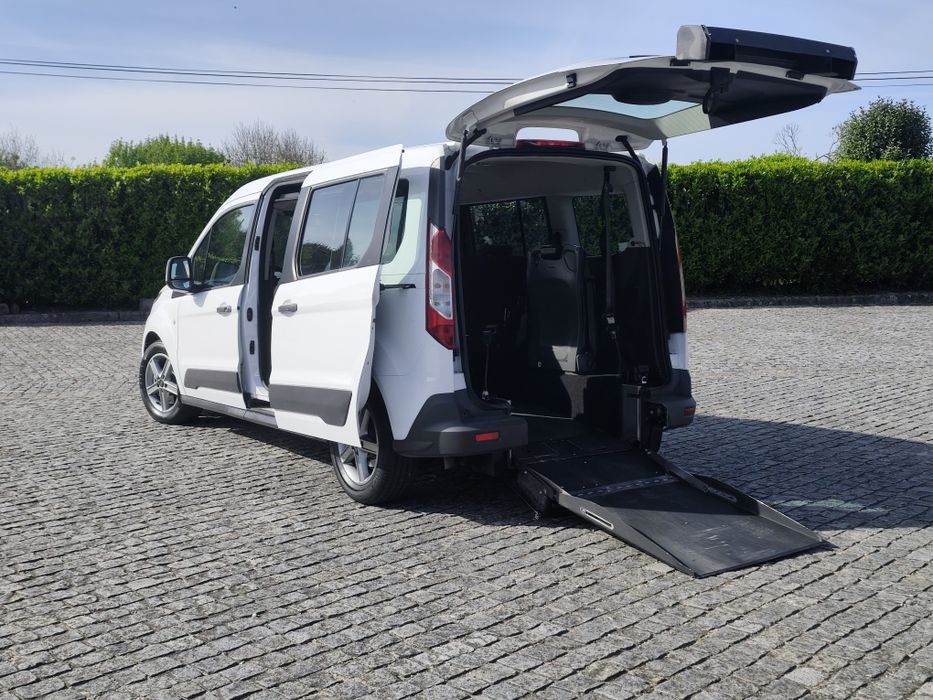 Ford Transit Connect Tourneo 1.5Tdci 7 Lugares Mobilidade Reduzida Rampa para Cadeira Rodas