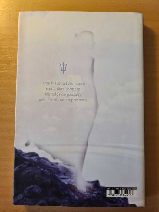 Livro "O Presságio da Sereia" de Katy Gardner