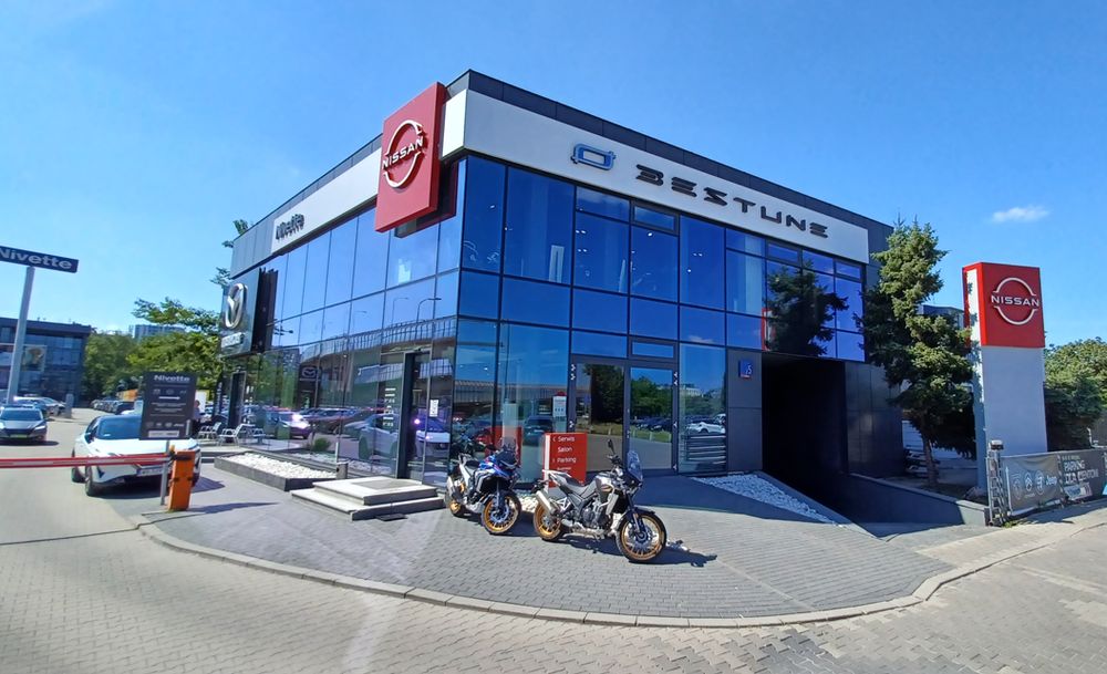 Centrum Samochodowe Nivette Sp. z o.o. top banner