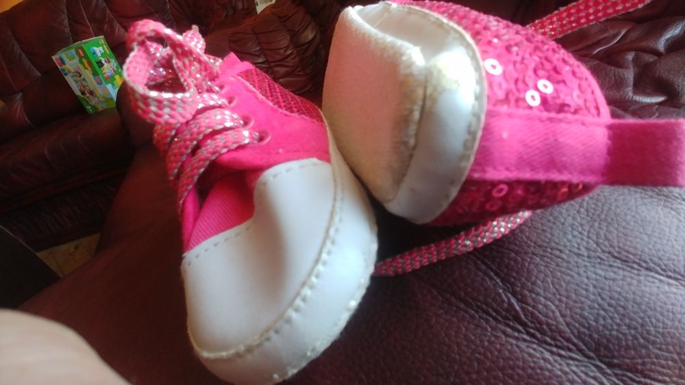 Buciki kapcie   17/18 z cekinami