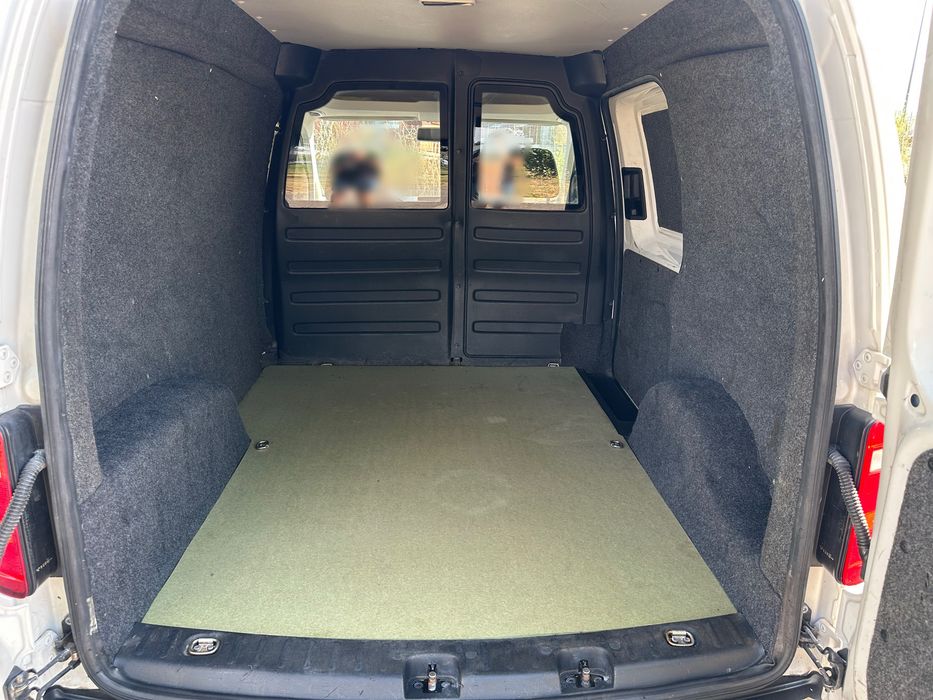 VW Caddy 2.0 TDi 102 Cv - 2015/12 - 198 mil kms