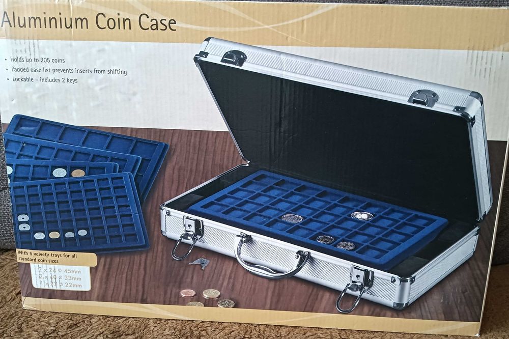 Aluminiowa walizka do monet. Nie używana. Idealny prezent pod choinkę.