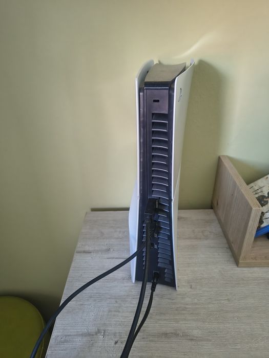 PS5 Slim z napędem